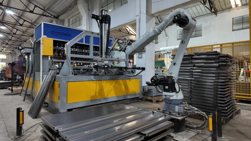 Industrial welding robot